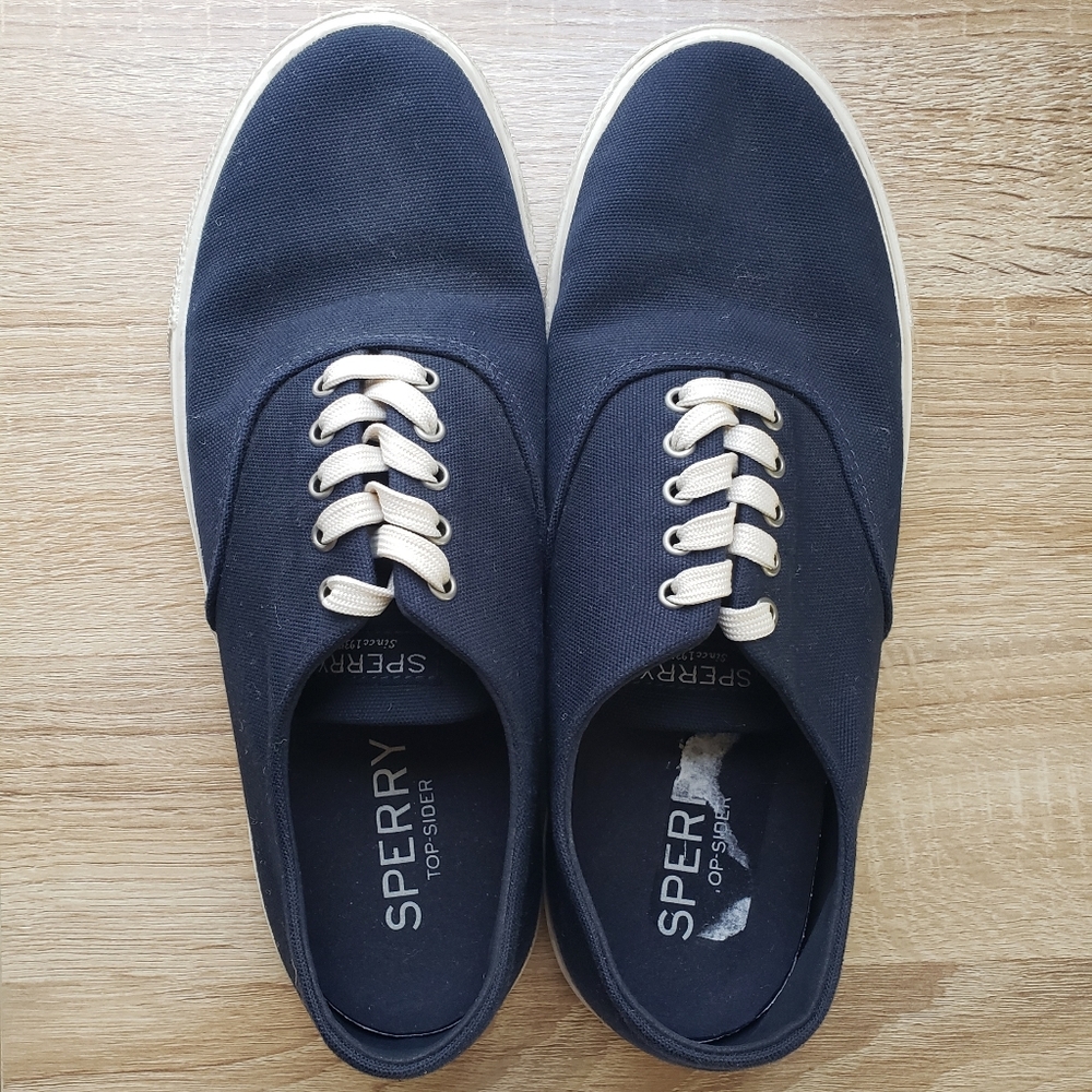 Sperry Sneakers